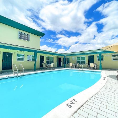 The Clevelander Hotel ฮอลลีวูด ภายนอก รูปภาพ